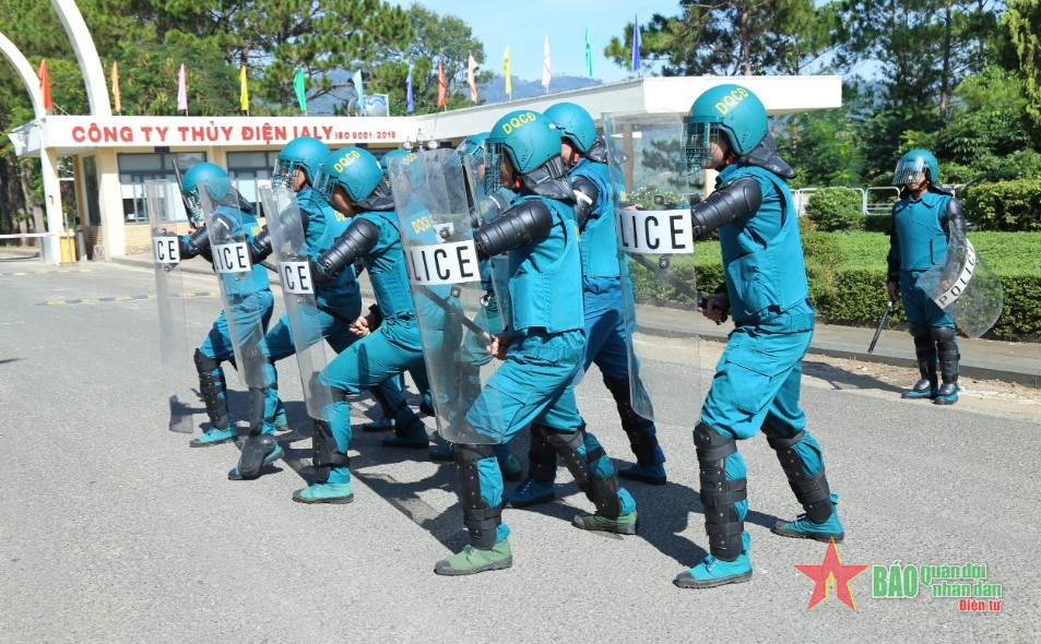 Công ty Thủy điện Ialy xây dựng lực lượng tự vệ mạnh